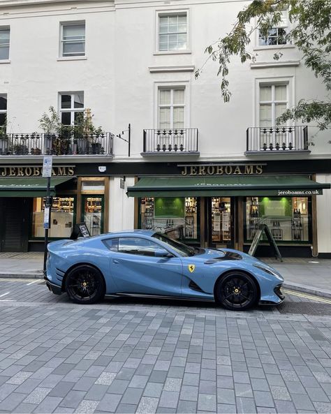 Car Interior Luxury, Sports Car Interior, Bespoke Cars, 812 Superfast, Wallpaper Car, Aesthetic Cars, Ferrari 812 Superfast, New Luxury Cars, Interior Luxury