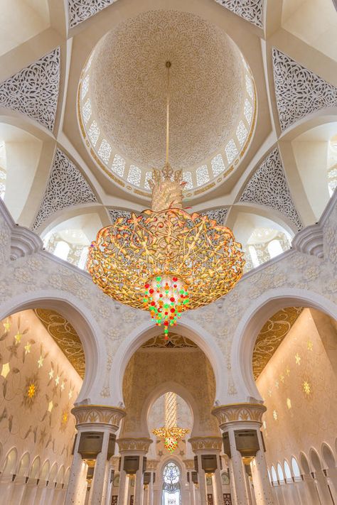 Mosque Aesthetic, Arab Wallpaper, Islamic Interior, Grand Mosque Abu Dhabi, Sheikh Zayed Mosque, Architecture Photography Buildings, Zayed Mosque, الإمارات العربية المتحدة, Islamic Center