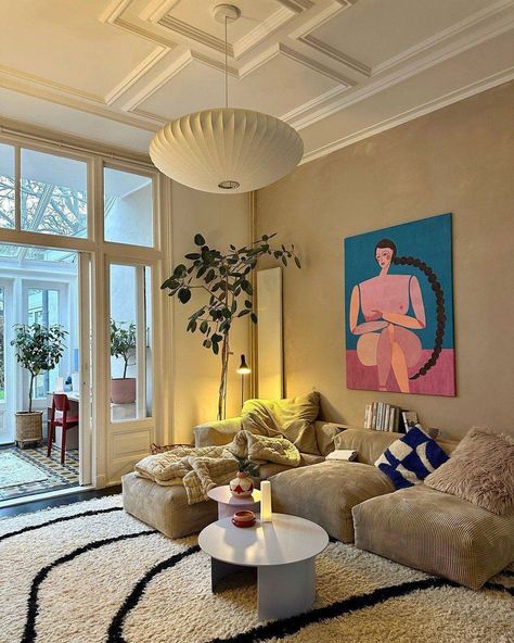 Groovy Decor, Colourful Living Room Decor, Dream Apartment Decor, Living Room Trends, Colourful Living Room, Apartment Decor Inspiration, Dream House Interior, Apartment Inspiration, Living Room Inspo