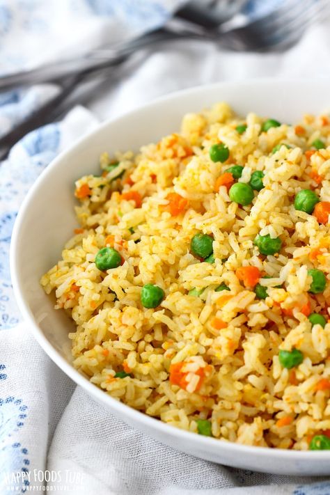 This Instant Pot fried rice is quick and easy pressure cooker recipe. Simple ingredients, easy preparation and great flavors! Instant Pot Fried Rice, Easy Pressure Cooker Recipes, Sweet And Sour Chicken, Arroz Frito, Sweet N Sour Chicken, Recipe Simple, Instant Pot Dinner Recipes, Fried Rice Recipe, Diet Vegetarian