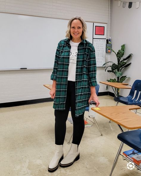 Green And Black Plaid Shirt Outfit, Black Plaid Shirt Outfit, Black Flannel Outfit, Flannel Duster, Shacket Outfit Women, Black Work Pants, Shacket Outfit, Plaid Shirt Outfits, Bible Verse Tees