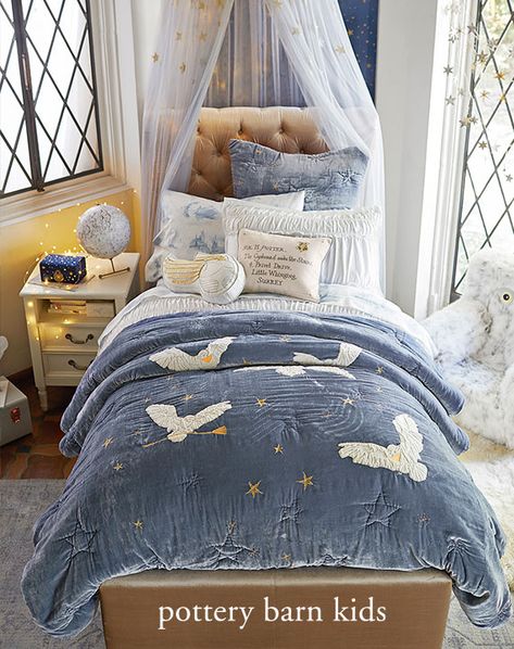 Pottery Barn Kids Stile Harry Potter, Harry Potter Room Decor, Harry Potter Hedwig, Harry Potter Bedroom, Harry Potter Room, Pottery Barn Teen, Nursery Bedding, Kids Bedding, Bed Room