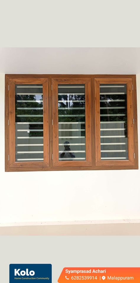 Kerala House Window Design, Wood Window Design Modern, Window Grill Design Modern Houses, Front Window Design, Wooden Window Design, Modern Window Design, Window Glass Design, Windows Design, Window Grill Design Modern