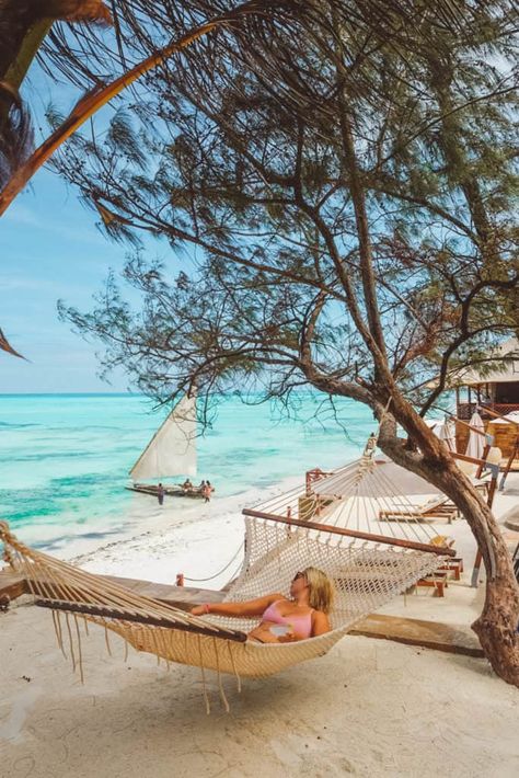 Travel to Zanzibar • 12 Things to Know Before You Visit Zanzibar Africa, Zanzibar Travel, Zanzibar Beaches, Tanzania Travel, Exotic Beaches, Africa Do Sul, Most Beautiful Beaches, Island Beach, Africa Travel