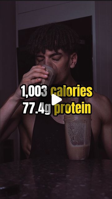 Tom Beckles | Online Coach on Instagram: "1,000 calorie bulking shake ���🔥  Ingredients: 50g oats  30g pb  15g chia  10g honey  1 banana 2 scoop protein powder 300ml milk   Code “Beckles” for a discount @myprotein   Link in bio ❤️  . . .  #bulking #bulkingseason #musclefood #gymtips #weightgain @gymsharklifting @gymshark" Bulk Protein Shake, Bulking Shake, High Protein Shakes, Protein Shake Diet, Bulking Diet, Bulking Season, 1000 Calories, Muscle Food, Gym Tips