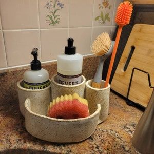 Kitchen Sink Caddy, Ceramic Kitchen Sinks, Pencil Organizer, Handmade Ceramics Pottery, Dishwasher Soap, Sink Organizer, Sponge Holder, Ceramic Kitchen, Soap Holder