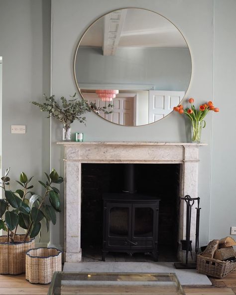 Emma Paton on Instagram: “I do love a round mirror🪞 It’s not what I had ever intended for this large space above the fireplace but I like the feel it brings to the ��…” Round Gold Mirror Above Fireplace, Over Fireplace Mirrors, Large Round Mirror Over Fireplace, Above Fireplace Mirror, Round Mirror Above Fireplace, Fireplace Mirror Ideas, Emma Paton, Round Mirror Over Fireplace, Farrow And Ball Light Blue