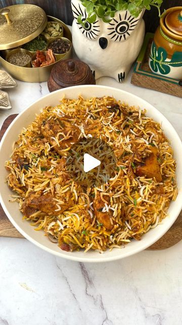 Neha🌻Anshu on Instagram: "Chicken Tikka Biryani Recipe😍 Save it to try later❤️  This Biryani is hands down my favourite of the one’s l have made so far! Marinated Chicken cooked with the finest @heavensharvestbasmati Rice on Dum. This Chicken Tikka Biryani will satisfy your craving for a spicy biryani like never before.!❤️  #foodiesfood_court #chickenbiryani #chickentikkabiryani #chickentikka #eid2024 #chicken #explorepage #biryanilovers #biryani #chickenrecipes #ramadan #eidrecipes #iftari #chickencurry" Chicken Biryani Recipe Videos, Tikka Biryani Recipe, Spicy Biryani, Biryani Recipe Video, Chicken Tikka Biryani, Chicken Dum Biryani Recipe, Chicken Biryani Recipe, Eid Food, Dum Biryani