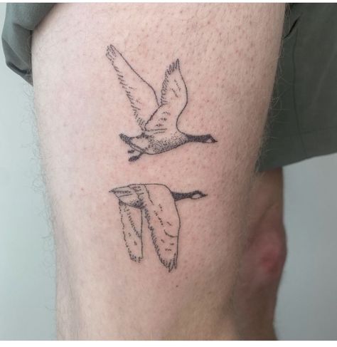 Geese Tattoo, Goose Tattoo, Bestie Tattoo, Petit Tattoo, Ankle Tattoos, Single Needle Tattoo, Tattoo People, Hand Poked Tattoo, Stylist Tattoos