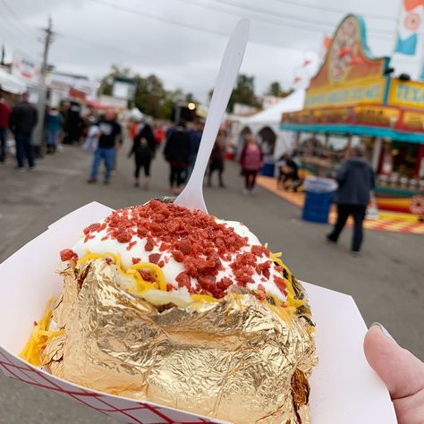 Food - Topsfield Fair - 2021 Bacon On A Stick, Topsfield Fair, Fried Twinkies, Chocolate Covered Bacon, Fair Foods, Food Plates, Fair Rides, Snickers Bar, Fair Food