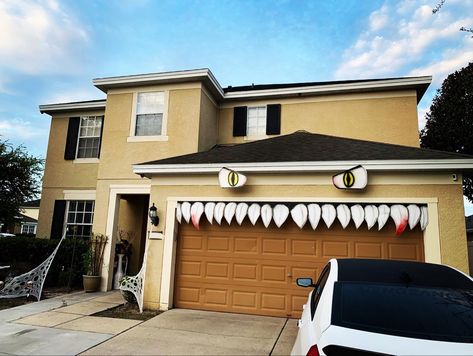 Check out these teeth and eyes i made for my garage for halloween! @Artbykarengovernale Monster Garage, Garage Diy, Little Monsters, Garage Doors, Garage, Halloween, Outdoor Decor, Home Decor, Home Décor