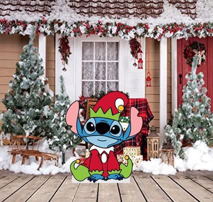 Disney Christmas Yard Display, Disney Christmas Outdoor Decorations, Outdoor Christmas Diy, Front Yard Decor, Shop Disney, Wood Yard Art, Mouse Crafts, Christmas Yard Art, Christmas Disney