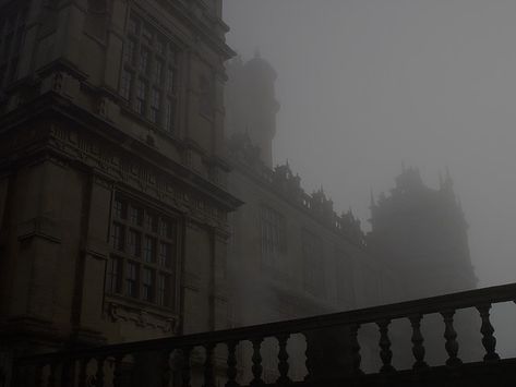 Dark Victorian Aesthetic, Gothic Academia, Darkest Academia, Emily Brontë, Chaotic Academia, Victorian Aesthetic, St Marys, Penny Dreadful, Mary Shelley