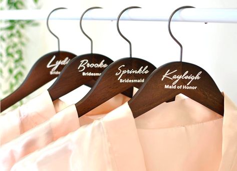 Personalized Hangers Wedding, Wedding Party Hangers, Bride Hanger Personalized, Bridesmaid Hanger, Engraved Hangers, Bridal Hangers Personalized, Bridal Party Hangers, Wedding Dress Hangers, Name Hangers