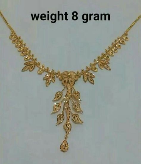 Wedding Indian Dress, Indian Gold Necklace Designs, Gold Bridal Necklace, Gold Pearl Jewelry, Gold Jewelry Outfits, New Gold Jewellery Designs, Gold Jewelry Simple Necklace, Gold Necklace Indian Bridal Jewelry, Gold Necklace Simple