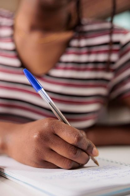 Free photo african american woman hand w... | Free Photo #Freepik #freephoto #student-writing #student-exam #school-exam #exam-preparation Black Teenage Girl, Preparing For Exams, Exam Photos, Student Exam, Doing Homework, Woman Hand, Wallpaper Girly, Notes Planner, Hand Writing