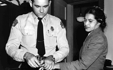 Rosa Parks Rosa Parks Pictures, Black Ancestry, Womens Protest, Montgomery Bus Boycott, Rosa Park, Bus Boycott, Emmett Till, Jean Shrimpton, Parks Project