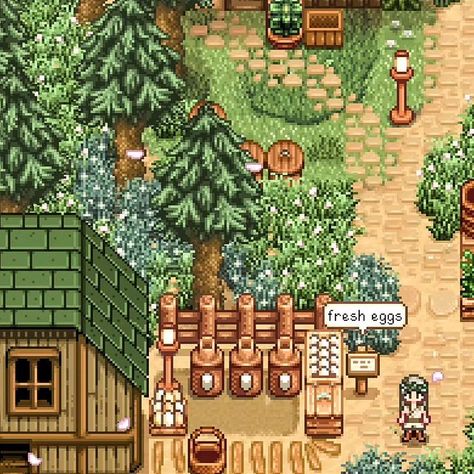 cén 🤍 on Instagram: "stardew valley 🐮🥬  the farmers market item mod is a bit cute 🐓  mods ☆ hueless haven - desaturated map recolour ☆ natural farm buildings ☆ h&w farmers market   preset °stardew valley° by me ♡   #cozy #cozygaming #gamer #gamergirl #gaming #farmingsim #farminggame #stardewvalley #stardew #pcgaming #pcgamer #concernedape #farminggame  #stardewvalleygame #stardewvalleyfarm #stardewvalley16 #meadowlandsfarm" Stardew Valley Co Op Farm Layout, Stardew Valley Farm Layout Cozy, Stardew Farm Aesthetic, Stardew Valley Builds, Stardew Mushroom Cave Design, Stardew Valley Mods Building, Stardew House Color, Forest Farm Stardew Valley, Modded Stardew Valley