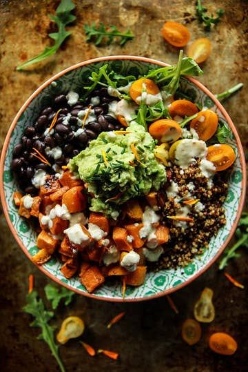 Buddha Bowls Recipe, Healthy Bowls, Quinoa Bowl, Healthy Grains, Vegan Bowls, Veggie Bowl, God Mat, Buddha Bowl, Quinoa Recipes