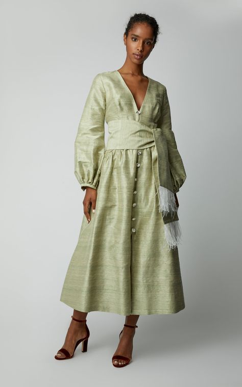 Belted Button-Detailed Silk-Shantung Midi Dress Shantung Silk Dress, Shantung Dress, Sewing Inspiration, Moda Operandi, Fashion Collection, Puff Sleeve, Doll Clothes, Design Ideas, Midi Dress