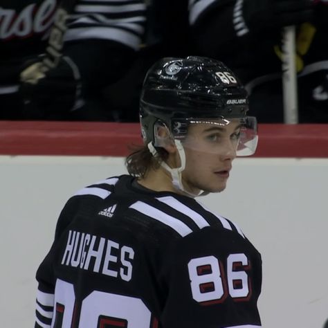 Jack Hughes Black Jersey, Hannah Wells, Hughes Brothers, Hockey Guys, Jack Hughes, Hot Hockey Players, Hockey Boys, Nhl Players, Dear Future Husband