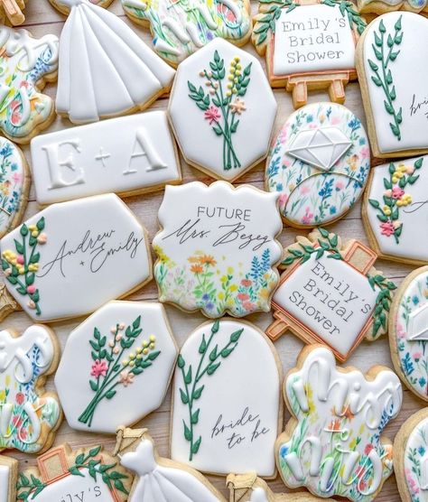 Flower Baby Shower Theme, Love Is In Bloom, Bridal Cookies, Bridal Shower Inspo, Love In Bloom, Bridal Shower Cookies, Spring Bridal Shower, Bridal Shower Inspiration, Bridal Shower Diy