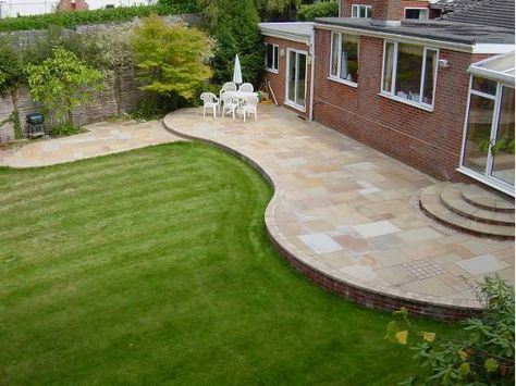 curves raised patio Curved Patio, Landscape Gardening, Raised Patio, Back Garden Design, Garden Paving, Garden Design Layout, Patio Garden Design, Garden Designer, Garden Design Plans