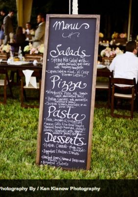 Timeless Cool®: Timeless Cool Weddings...An Italian Themed Wedding Wedding Reception On A Budget, Majestic Wedding, Pizza Wedding, Rustic Rehearsal Dinners, Rustic Wedding Decorations, Boda Diy, Wedding Decorations On A Budget, Menu Sign, Diy Event