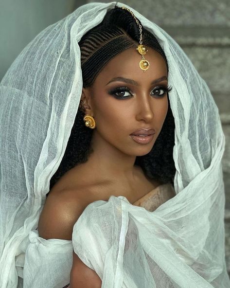 Company Photoshoot Ideas, Company Photoshoot, Eritrean Women, Eritrean Wedding, Habesha Clothes, Habesha Culture, Habesha Wedding, Blk Art, Eritrean Dress