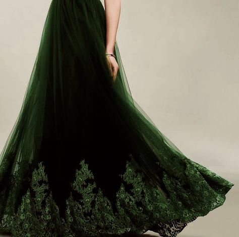 Dress Green Emerald, Green Dress Aesthetic, Carlson Young, Emerald Gown, Makoto Kino, Slytherin Pride, Minako Aino, Yennefer Of Vengerberg, Dark Green Aesthetic