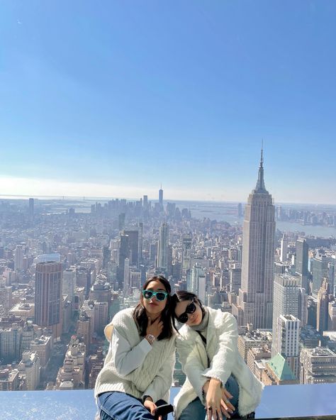 NYC at Summit One Vanderbilt ! #newyorkcity#nyc#girlstrip#summitonevanderbilt New York Spring Outfits, Summit One Vanderbilt, One Vanderbilt, Things To Do With Friends, To Do In New York, Visit Places, New York Spring, Spring Outfits, Tourism