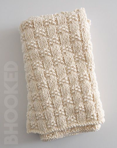 EASY Modern Baby Blanket Knitting Pattern for New Knitters Soft Knitted Baby Blankets, Modern Knitted Blanket Pattern, Knitted Blanket For Beginners, Free Knit Pattern Baby Blanket, Knitted Baby Blanket Free, Seed Stitch Blanket Knitting Pattern, Modern Baby Blanket Knit, Knitted Blankets Baby, Knit Baby Blanket Beginner