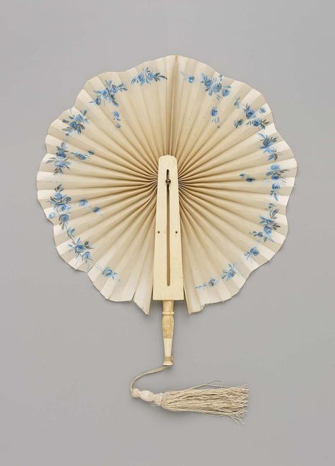 1875, America - Cockade fan - Silk, pigment, ivory, brass, silk cord and tassel Rose Border, Blue And Bronze, Antique Fans, Chinese Fan, Vintage Fans, Hand Fans, School Accessories, Paper Fans, Hand Held Fan