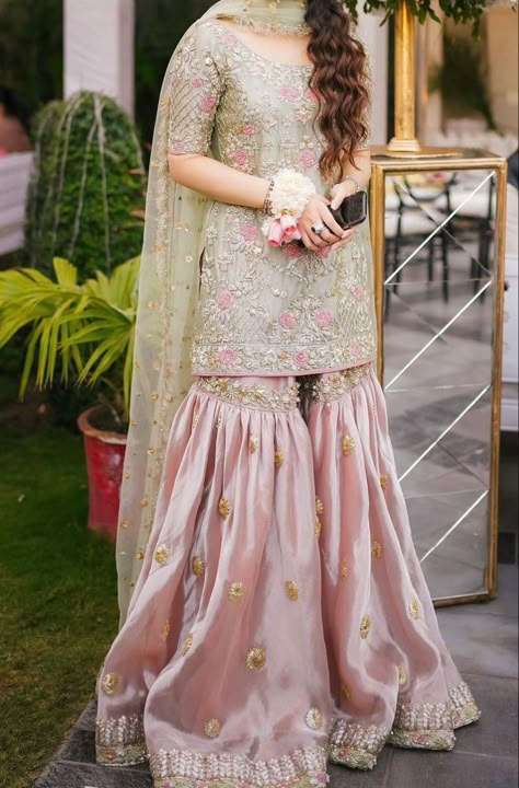 Pink Garara Dress, Bride Sister Dress Pakistani, Bride's Sister Dress, Wedding Dress For Bride Sister, Dresses For Brides Sister, Pakistani Wedding Outfits Sisters, Engagement Dress For Bride Sister, Pakistani Wedding Dresses Sisters, Garara Dress