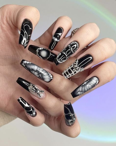 Abstract Nails Black, Secret Nails, Abstract Nails, Gothic Nails, Grunge Nails, Glow Nails, Y2k Nails, Nails Only, Marble Nails