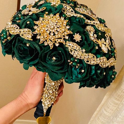 Green Quinceanera Bouquet, Green Quince Decor, Quinceanera Ramo, Green Quinceanera Brooch Bouquet, Bouquet De Quince Años, Mis Quince - Etsy Green Quince Decor, Green Quinceanera Flowers, Dark Green Quince Theme, Dark Green Quinceanera Theme Cake, Emerald Green Theme Quince, Emerald Green 15 Bouquet, Emerald Green And Gold Quince Ramo, Emerald Bouquet Quince, Quinceanera Ramo