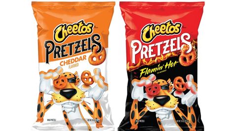 Cheetos Cheese Puffs, Orange Snacks, Snacks For Lunch, Junk Food Party, Cheetos Cheese, Bag Of Cheetos, Cheetos Puffs, Sweet Plantains, American Sweets