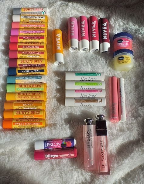 Lip Balm Collection Aesthetic, Best Lip Balms, Nivea Lip Balm, Scented Lip Balm, Lip Balm Collection, Handbag Essentials, Gloss Labial, Car Fragrance, Fancy Makeup