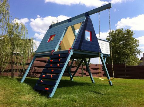 Modern Outdoor Playset by bhu987us, via Flickr Playground Landscaping, Backyard Playset, Build A Playhouse, Diy Playground, Kids Outdoor Play, Playset Outdoor, Large Backyard, Backyard Play, Play Structure