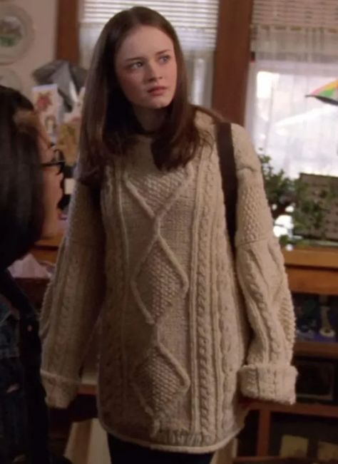 Cute Rory Gilmore sweater dupe for sale on amazon!   fall outfit, fall, fashion Inspo, fall aesthetic, school outfits, Rory Gilmore outfits, y2k Gilmore Girls Sweater, Gilmore Girls Fashion, Gilmore Girls Outfits, Aelfric Eden, Tv Show Outfits, Chuck Norris, Rory Gilmore, Oversized Knitted Sweaters, Cute Sweaters