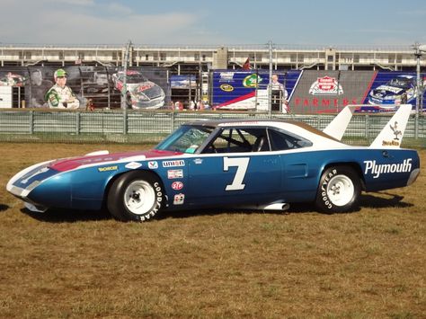 Ramo Stott (1970) Plymouth Superbird 1969 Dodge Charger Daytona, Cars Images, Plymouth Muscle Cars, Plymouth Superbird, Late Model Racing, Dodge Daytona, Dodge Charger Daytona, Nascar Cars, Nascar Race Cars