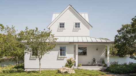 Little Hen House, Harpswell, Maine - Whitten Architects Whitten Architects, House Mediterranean, Country Modern Home, Shingle Siding, Hen House, Mountain Homes, Outdoor Inspirations, Shabby Chic Homes, Sustainable Home