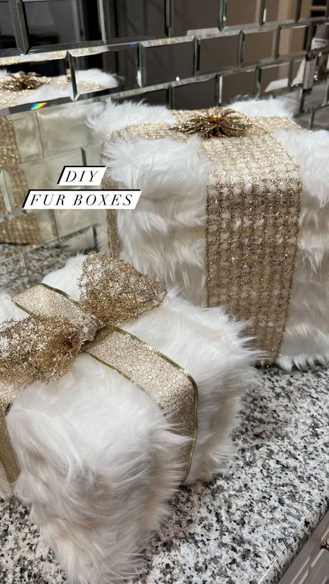 ✨DIY Fur Christmas Boxes💫 These add such a luxury feel to your Christmas Decor. Can’t find the perfect size box? Just create your own. Big … | Instagram Christmas Glam Decor, Diy Christmas Boxes Decor, Decorating Boxes Ideas Gift, Fur Christmas Decor, Diy Christmas Box, Christmas Boxes Decoration, Photoshoot Set, Wonderful Monday, Random Decor