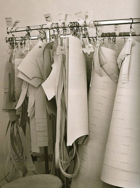 Fashion Design Studio/Workspace Brigitte Lacombe, Fashion Design Inspiration, Design Studio Workspace, Fashion Designer Studio, Prada Dress, Workspace Design, Design Textile, Clothes Rack, Sewing Rooms