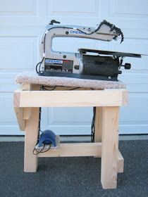 Scroll Saw Table, Scroll Saw Stand, Retractable Casters, Scrollsaw Workshop, Saw Station, Saw Table, Scroll Saw Ideas, Saw Stand, Scroll Saw Patterns Free