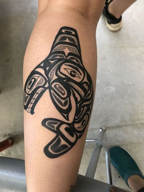 Inukshuk Tattoo, Calf Tattoo Ideas, Powerful Tattoo, Haida Tattoo, Killer Whale Tattoo, Simple Symbols, Canadian Tattoo, Luna Tattoo, Orca Tattoo