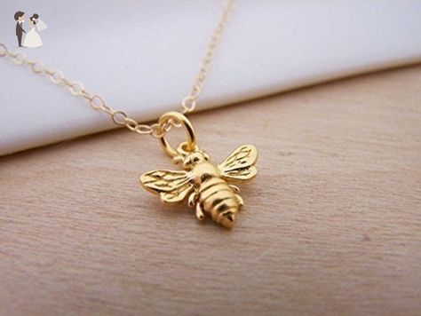 Bumble Bee Charm 14k Gold Filled Dainty Necklace - Wedding nacklaces (*Amazon Partner-Link) Bumble Bee Necklace, Floating Diamond Necklace, Feminine Necklace, Black Gold Jewelry, Floating Necklace, Kim Deal, Gold Filled Necklace, Bee Pendant, Bee Necklace