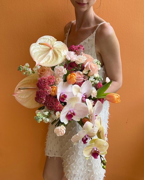 Lovelies 🌞 Big Flower On Dress, White Alstroemeria Bouquet, Wedding Florals Orange, Unique Wedding Floral Installations, Orchid Calla Lily Bouquet, Colorful Orchid Bouquet, Funky Wedding Bouquets, Blooming Aesthetic, Tropical Wedding Dress