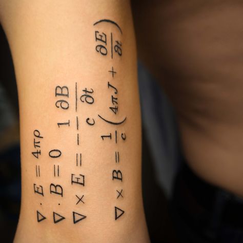 “Energy is liberated matter, matter is energy waiting to happen.” - Bill Bryson Maxwell's Equations #cheatsheet by @dzulking #maxwellsequations #mathematicaltattoo #physicsequations #partialdifferentialequations #electromagnetism #typography #letteringtattoo #type #scripttattoo #words #texttattoo #text #letters #seattletattoo #pnwtattoos #pnwartists #tattooaesthetic #tattooinspiration #tattoogoals #equationtattoo #physicstattoo #tataujedematematicas #tatuajedefisica #tatuajedeletra #tatuaje Physics Tattoo Science, Electric Tattoo Ideas, Mathematics Tattoo, Mathematical Tattoo, Math Tattoo, Maxwell Equations, Physics Tattoos, Seattle Tattoo, Tool Tattoo