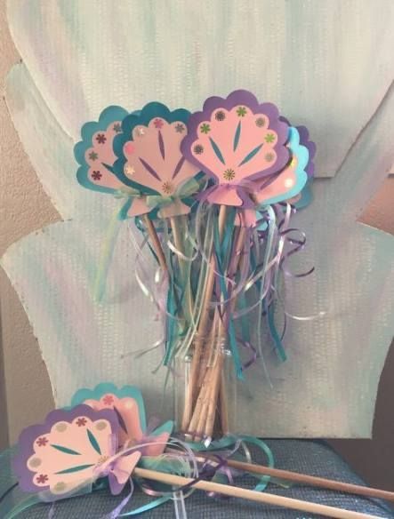 ♥ Rustic Wedding Decor Diy, Decorations Flowers, Diy Wedding On A Budget, Mermaid Birthday Party Decorations, Mermaid Theme Birthday Party, White Tissue Paper, Ariel Birthday, Anniversaire Diy, Rustic Wedding Decorations